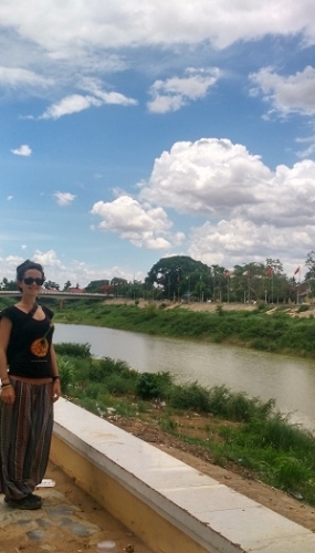 Río y paseo Battambang